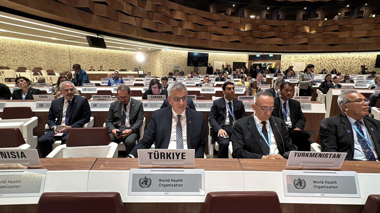 Memişoğlu, Cenevre’de Sağlık Alanındaki İşbirliklerini Güçlendiriyor